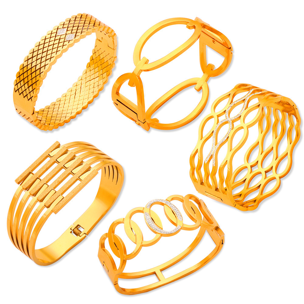 Fashion New Personalized Titanium Steel Gold-plated Diamond Geometric Bracelet - Image 3